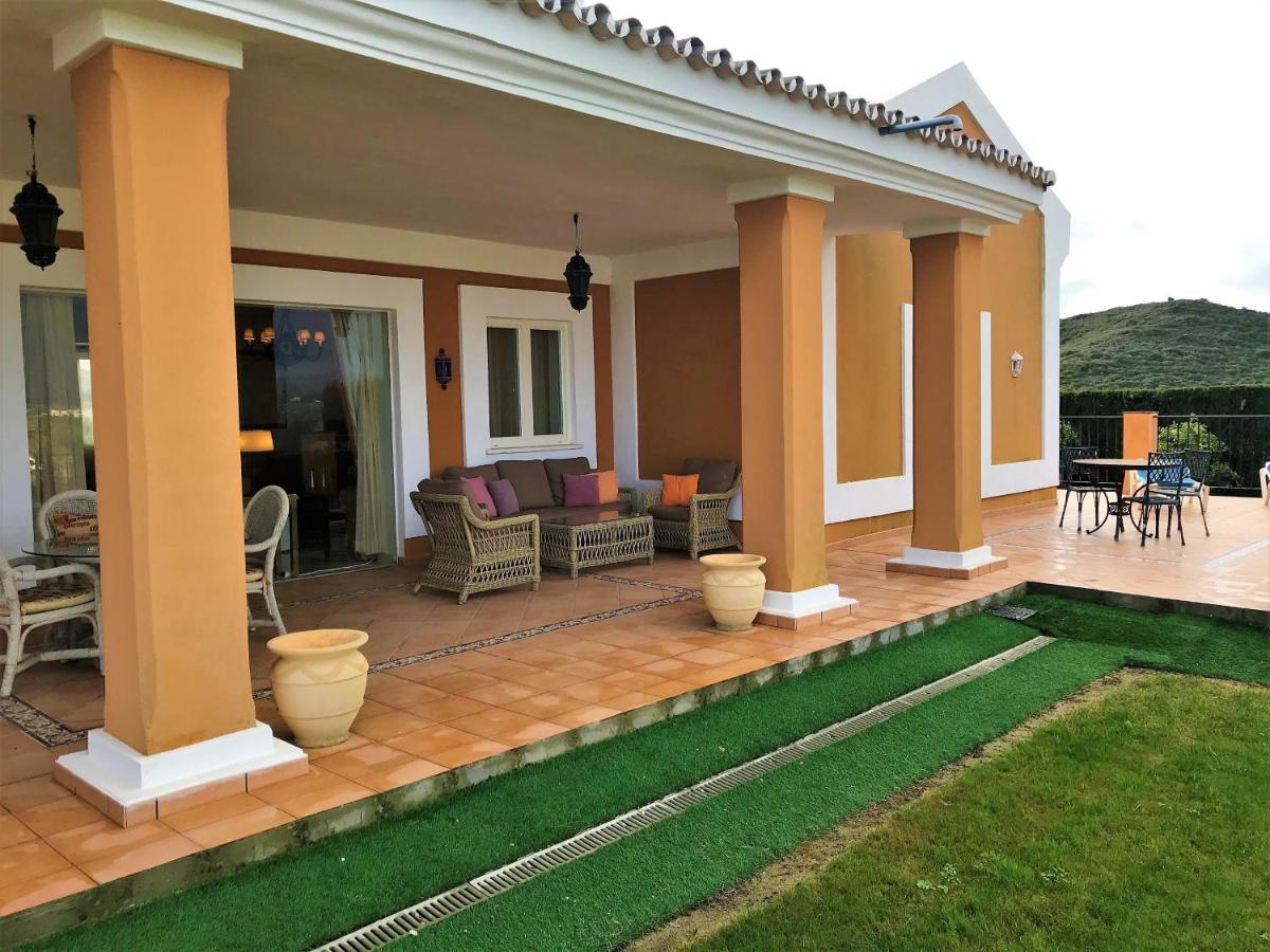 Villa Princesa Kristina Castillo de Sabinillas Bagian luar foto